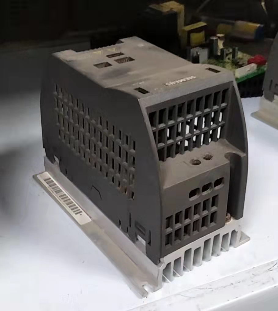 變頻器的幾種常見故障分析 變頻器的幾種常見故障分析